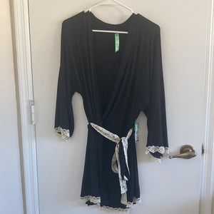 Honeydew intimates black robe